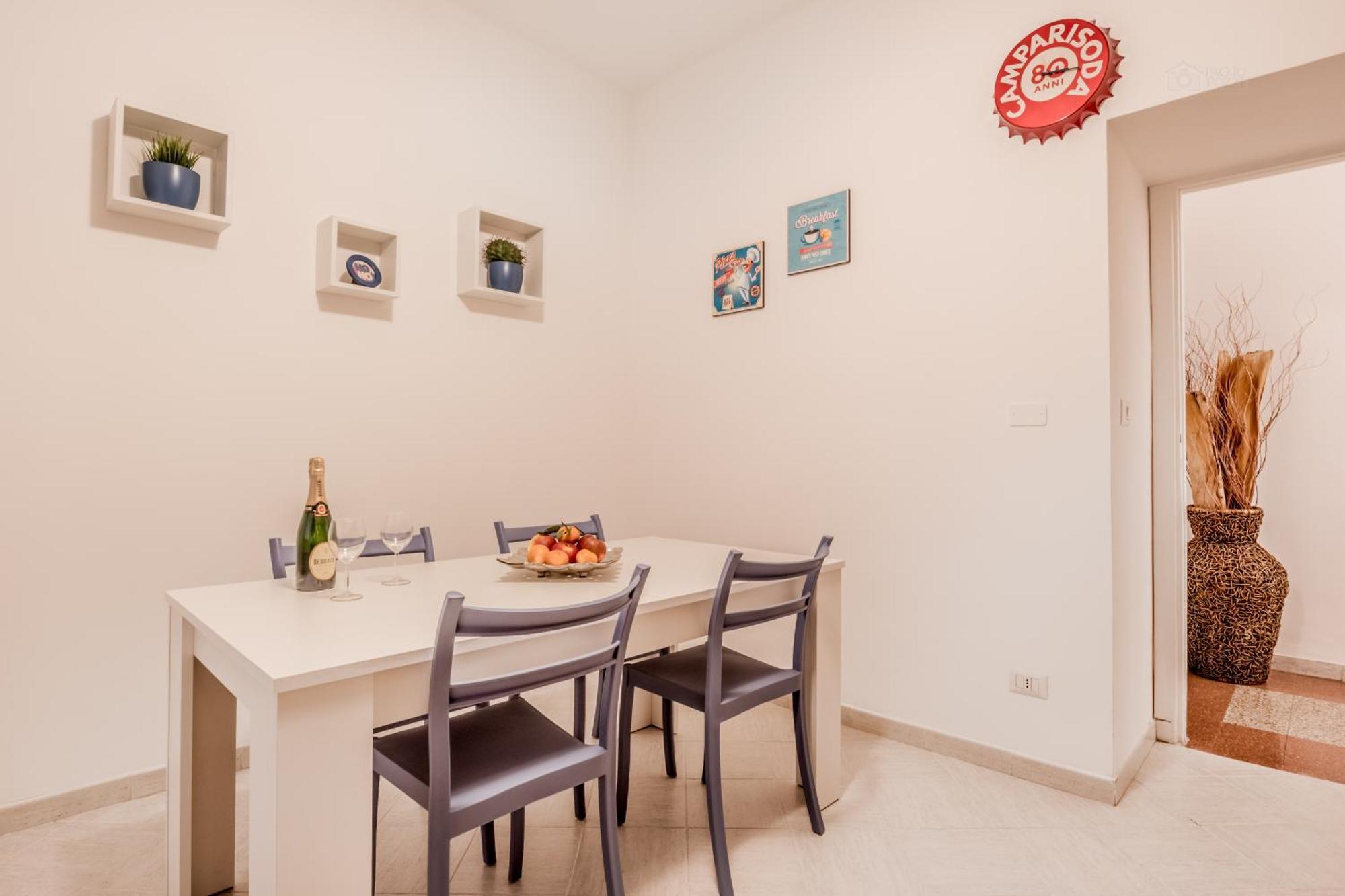 Piazza Vescovio Spazioso Trilocale Appartement *